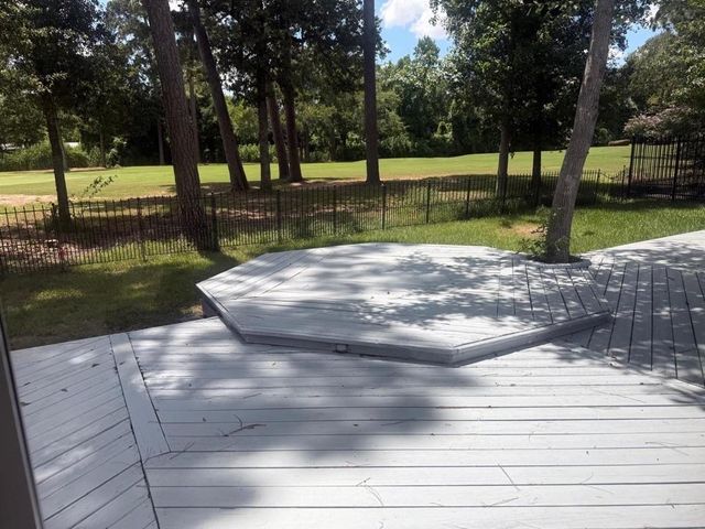 9 Huntsmans Horn Circle, The Woodlands, TX 77380