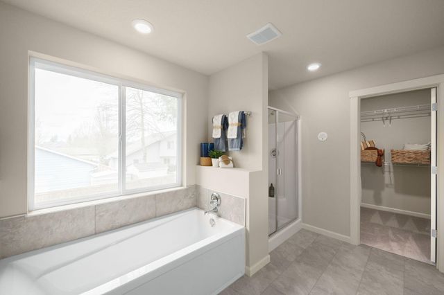 63257 Carly Ln, Bend, OR 97701