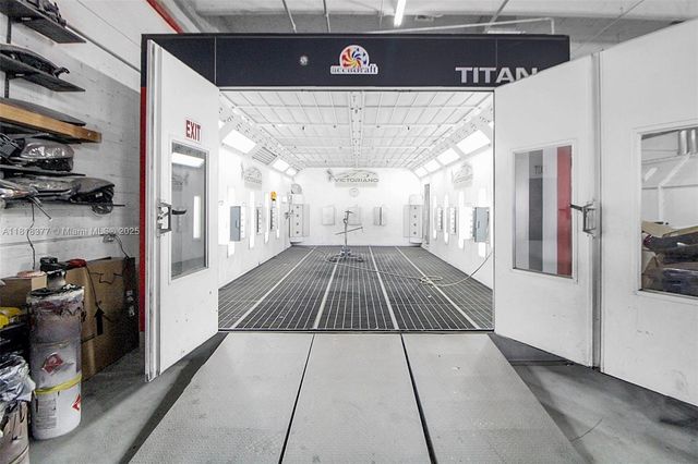 12600 SW 130th St 1-2, Miami, FL 33186