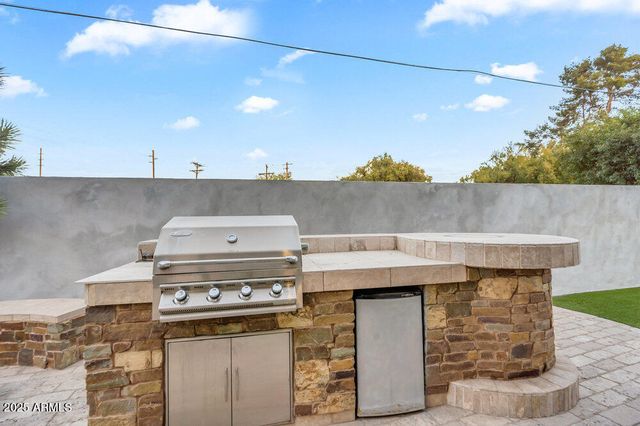 3675 N 59TH Place, Phoenix, AZ 85018