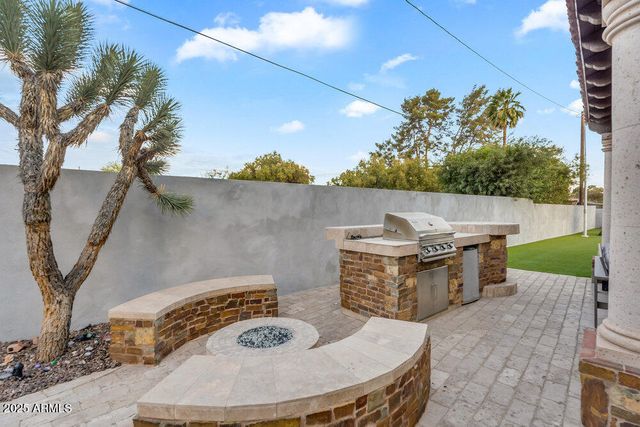 3675 N 59TH Place, Phoenix, AZ 85018