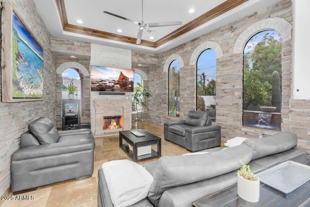3675 N 59TH Place, Phoenix, AZ 85018