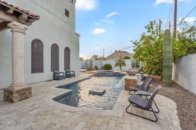 3675 N 59TH Place, Phoenix, AZ 85018