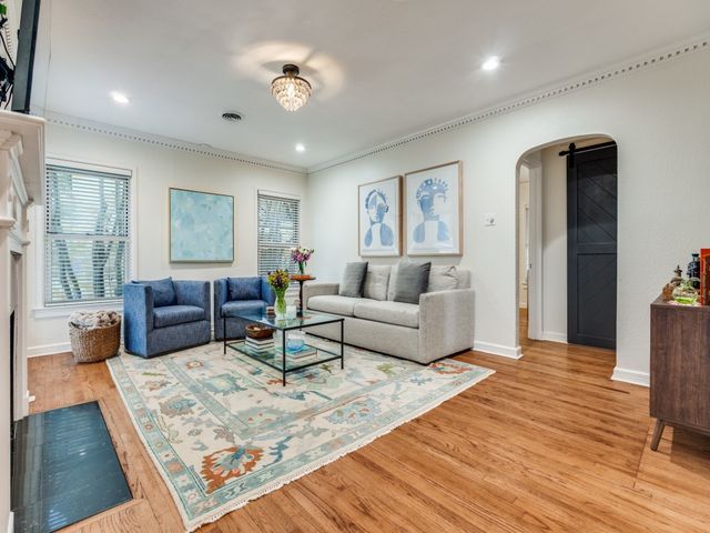 6322 Ellsworth Avenue, Dallas, TX 75214