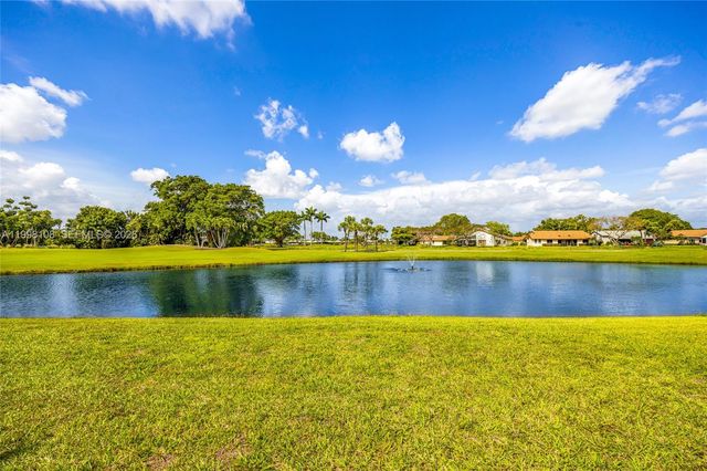5302 Fairway Woods Dr 4612, Delray Beach, FL 33484