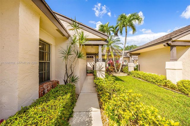 5302 Fairway Woods Dr 4612, Delray Beach, FL 33484