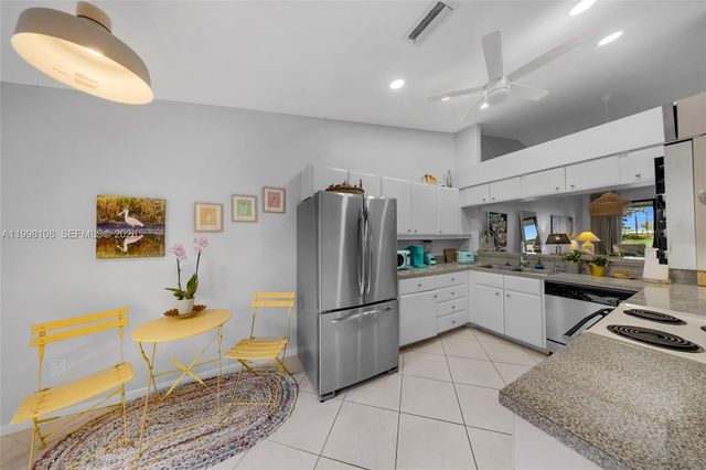 5302 Fairway Woods Dr 4612, Delray Beach, FL 33484