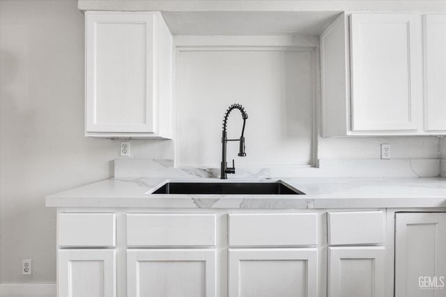 615 Butte Street, Bakersfield, CA 93305