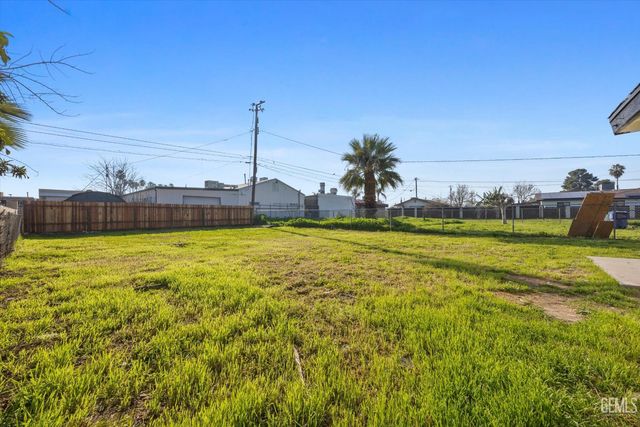 615 Butte Street, Bakersfield, CA 93305