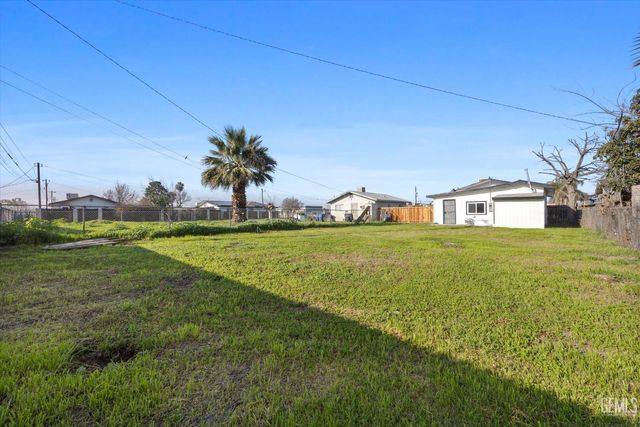 615 Butte Street, Bakersfield, CA 93305