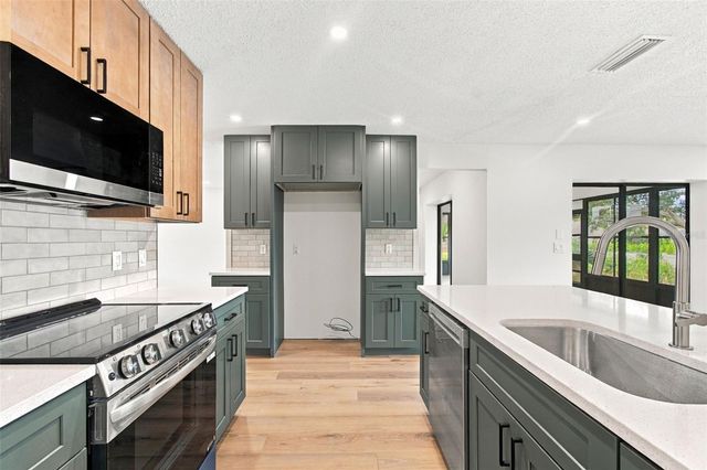 3671 PINE ROAD, Venice, FL 34293