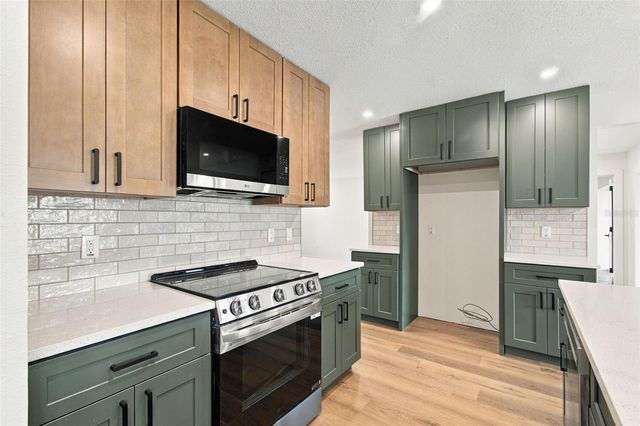 3671 PINE ROAD, Venice, FL 34293