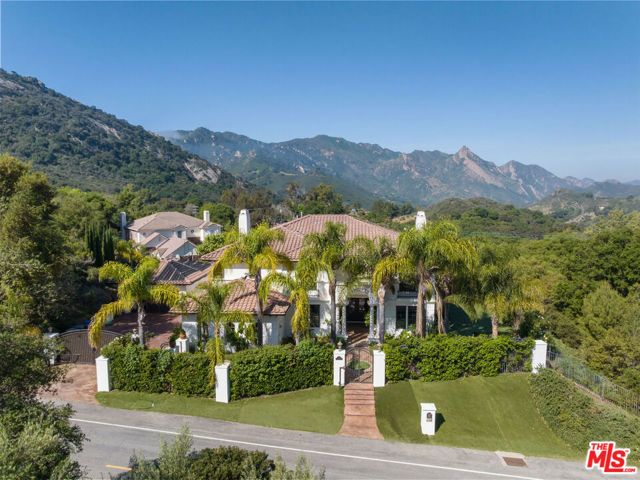 435 Woodbluff Road, Calabasas, CA 91302