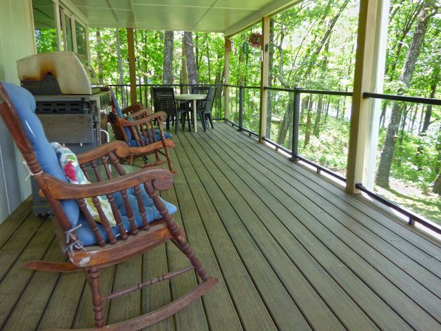 46 Enid Drive, Cherokee Village, AR 72529