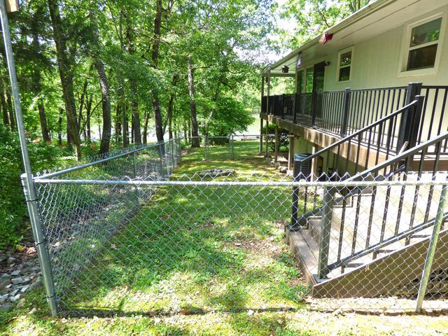 46 Enid Drive, Cherokee Village, AR 72529