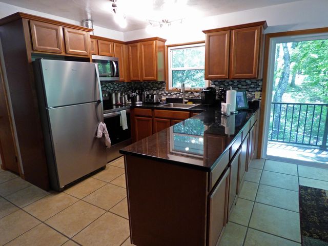 46 Enid Drive, Cherokee Village, AR 72529