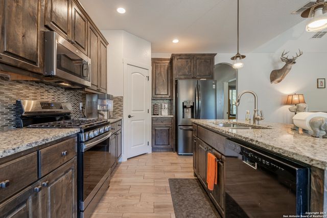 1264 Spicewood Rd, Fischer, TX 78623