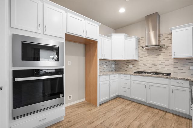 7512 Two Rock Road NW, Albuquerque, NM 87114