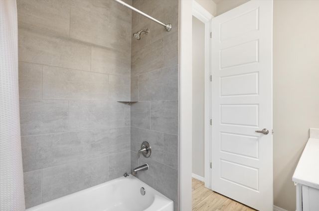 7512 Two Rock Road NW, Albuquerque, NM 87114