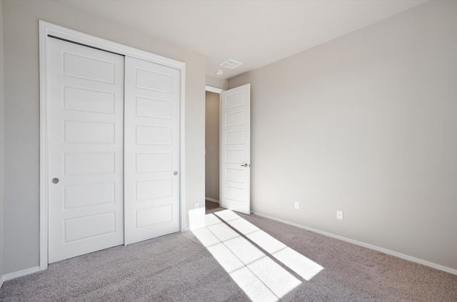 7512 Two Rock Road NW, Albuquerque, NM 87114