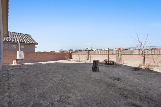 7512 Two Rock Road NW, Albuquerque, NM 87114