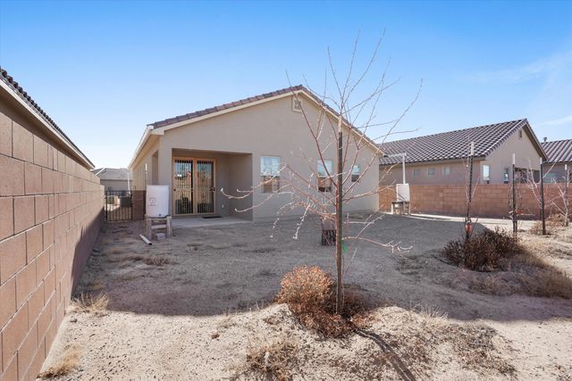 7512 Two Rock Road NW, Albuquerque, NM 87114