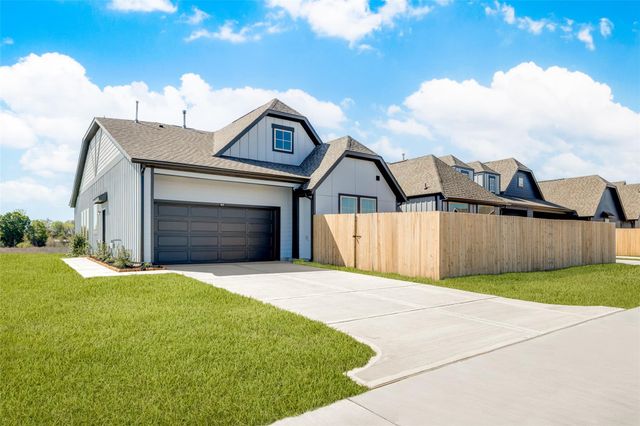 411 Legacy Point C, Sealy, TX 77474