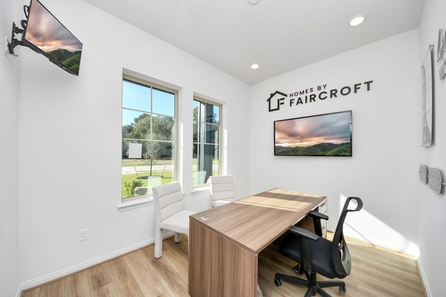 411 Legacy Point C, Sealy, TX 77474