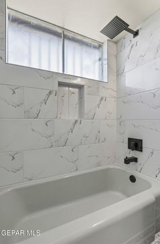 10085 ONTARIO Avenue, El Paso, TX 79924