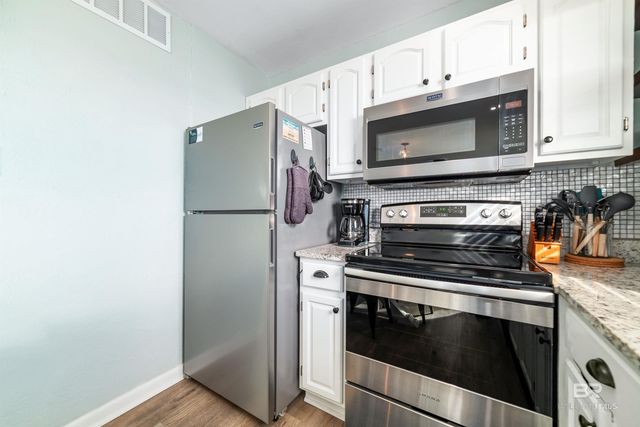 1159 W Beach Boulevard 210, Gulf Shores, AL 36542