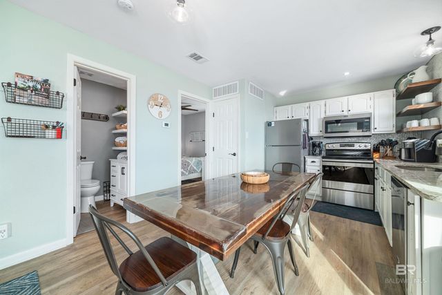 1159 W Beach Boulevard 210, Gulf Shores, AL 36542