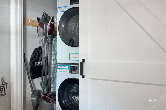 1159 W Beach Boulevard 210, Gulf Shores, AL 36542