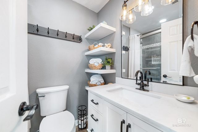 1159 W Beach Boulevard 210, Gulf Shores, AL 36542