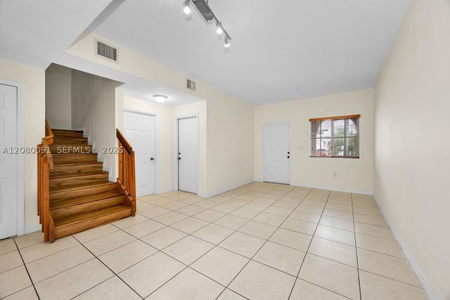 8441 SW 124 AV 104, Miami, FL 33183