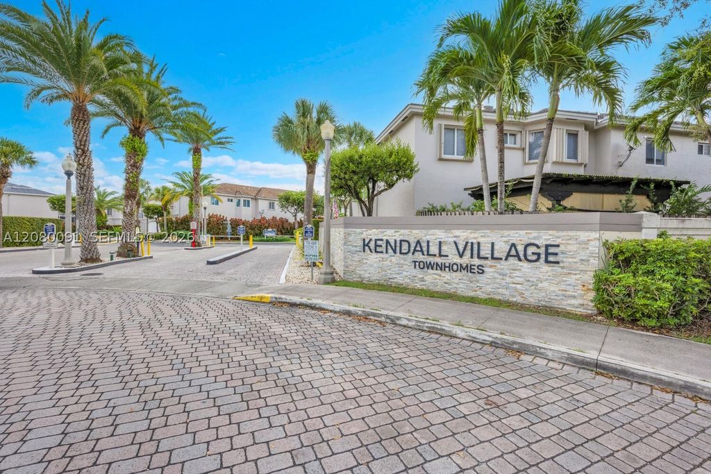 8441 SW 124 AV 104, Miami, FL 33183
