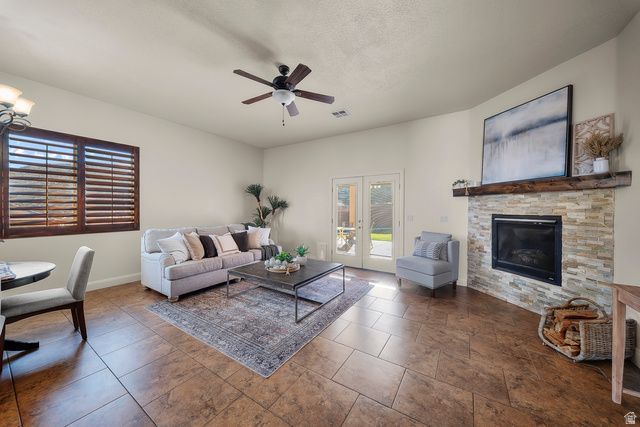 1907 N CREEK SIDE CT, Washington, UT 84780