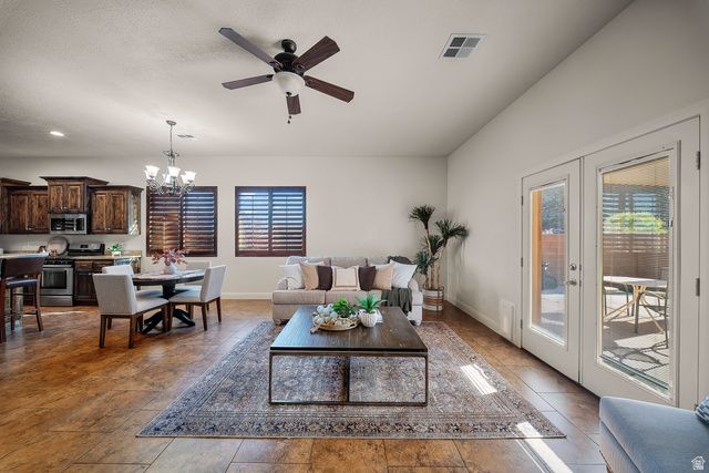 1907 N CREEK SIDE CT, Washington, UT 84780