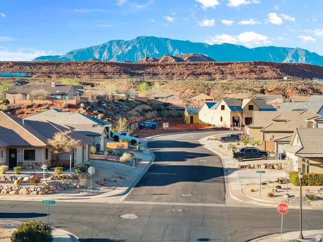 1907 N CREEK SIDE CT, Washington, UT 84780