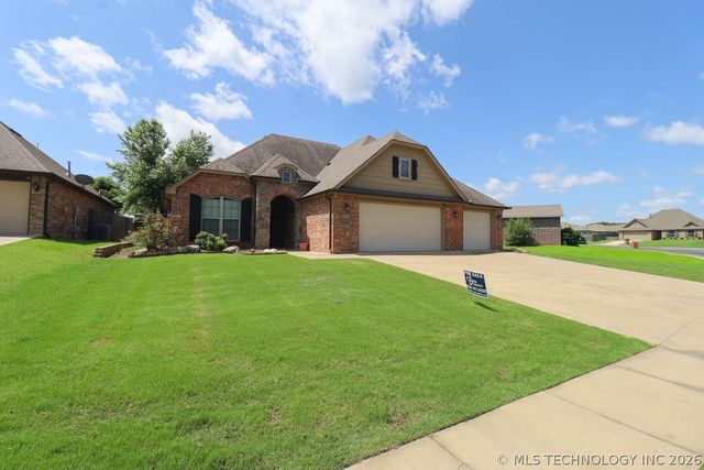 1804 Hillcrest Road, Claremore, OK 74019