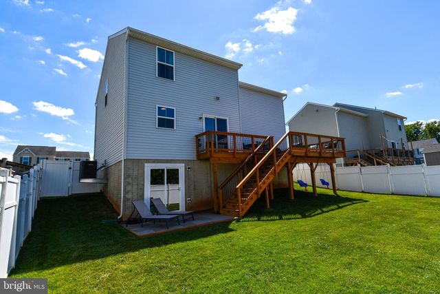 5042 GODWINS LANDING DR, Remington, VA 22734
