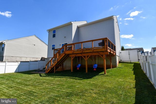 5042 GODWINS LANDING DR, Remington, VA 22734