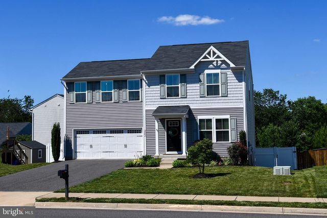 5042 GODWINS LANDING DR, Remington, VA 22734
