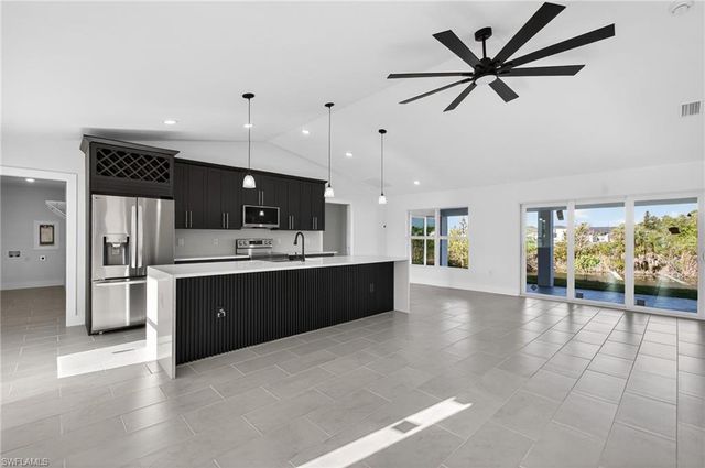 1614 NE 6th AVE, Cape Coral, FL 33909