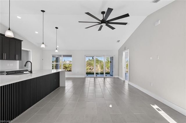 1614 NE 6th AVE, Cape Coral, FL 33909