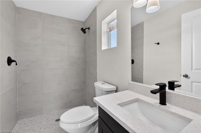 1614 NE 6th AVE, Cape Coral, FL 33909