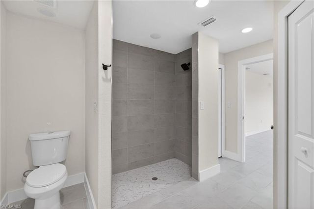 1614 NE 6th AVE, Cape Coral, FL 33909