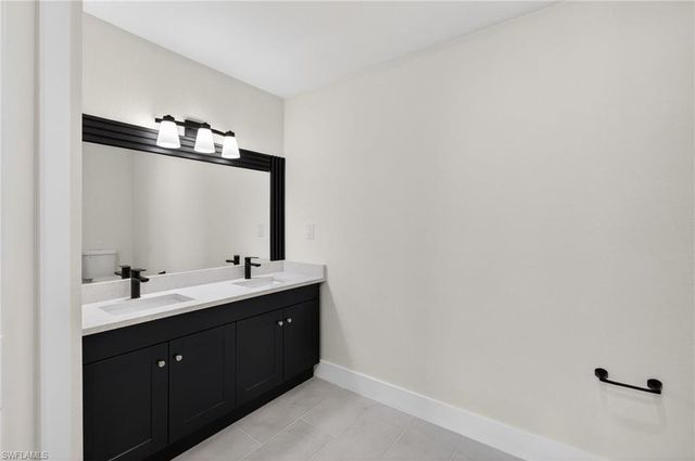 1614 NE 6th AVE, Cape Coral, FL 33909