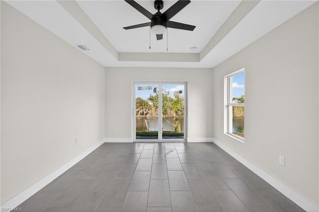 1614 NE 6th AVE, Cape Coral, FL 33909