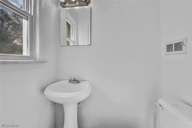 4082 Bexley Boulevard, Cleveland, OH 44121