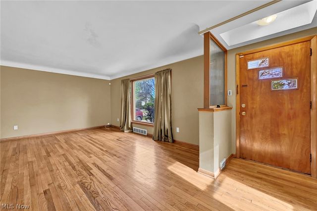 4082 Bexley Boulevard, Cleveland, OH 44121